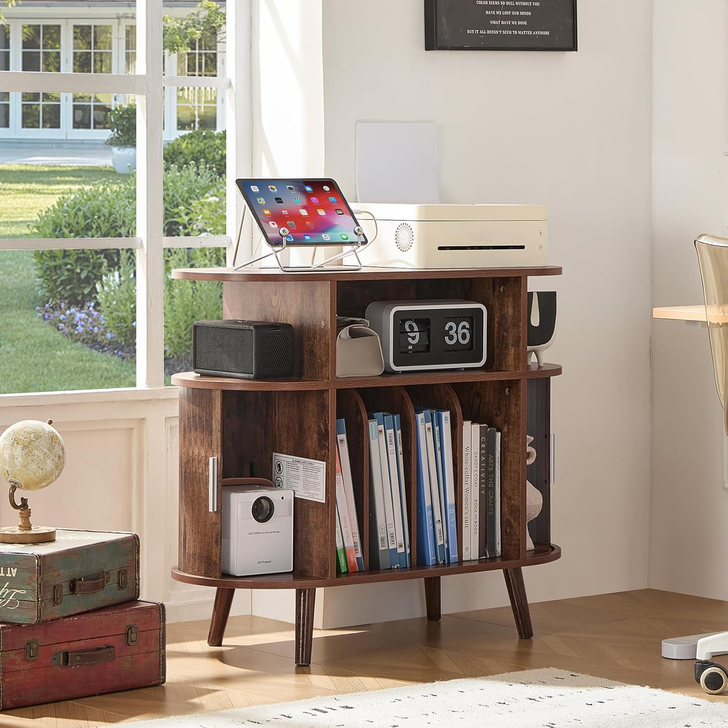 LELELINKY Large Arched Record Player Stand with Charging Station & Fluted Display Shelf,Mid Century Modern Turntable Cabinet with Vinyl Storage,Round Wood Record Player Table for Living Room,Brown